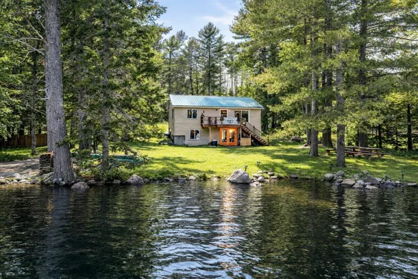 $420,000 | 193 Scotts Point Road, Clifton, ME 04428