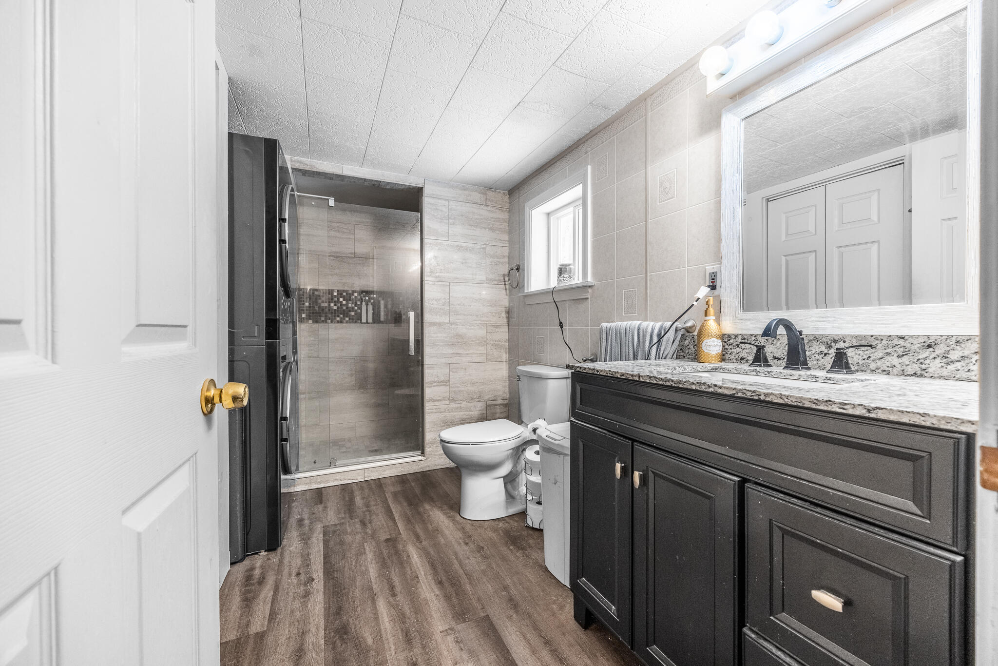 193 Scotts Point Road Clifton, ME 04428 - Photo 10 of 29 Bath 1