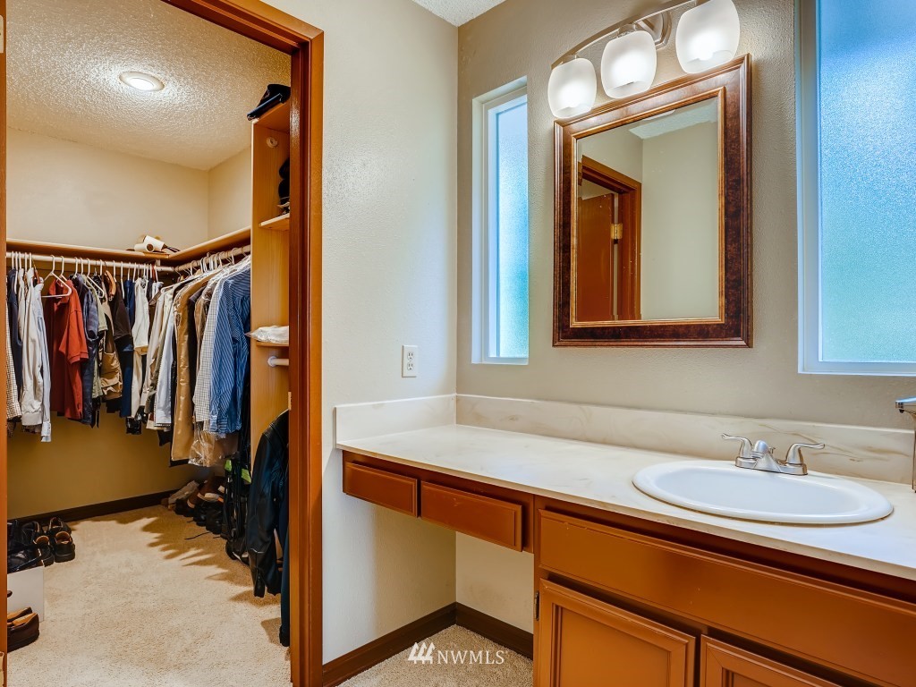 4249 Southwest 323rd Street Federal Way, WA 98023 - Photo 19 of 25 Gallery Image 19