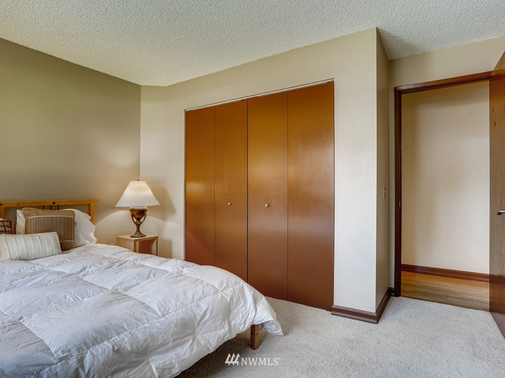4249 Southwest 323rd Street Federal Way, WA 98023 - Photo 24 of 25 Gallery Image 24