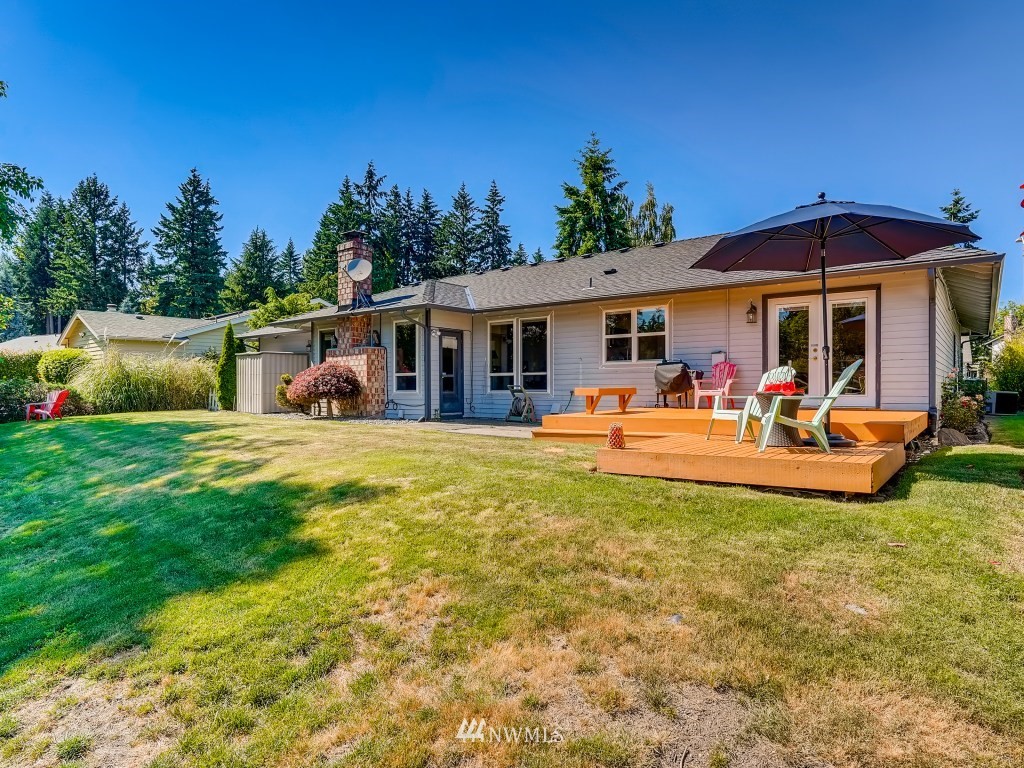 4249 Southwest 323rd Street Federal Way, WA 98023 - Photo 4 of 25 Gallery Image 4