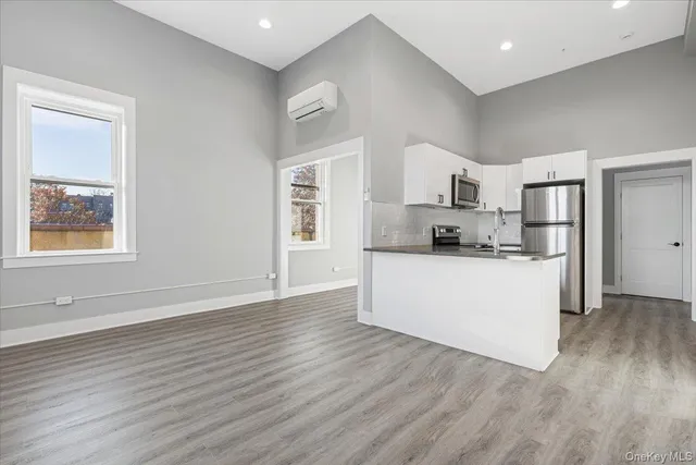 $3,300 | 47 Beekman Avenue, Unit 31, Sleepy Hollow, NY 10591