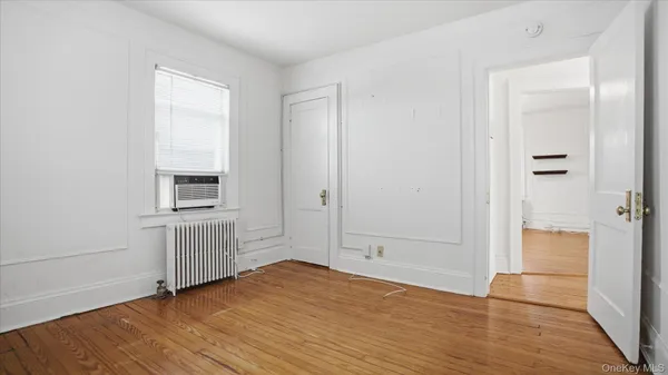 $2,400 | 74 Lexington Avenue, Franklin Square, NY 11010