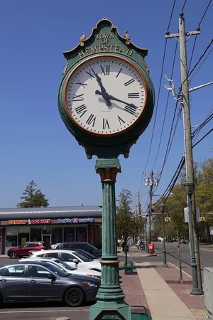 $2,400 | 74 Lexington Avenue, Franklin Square, NY 11010