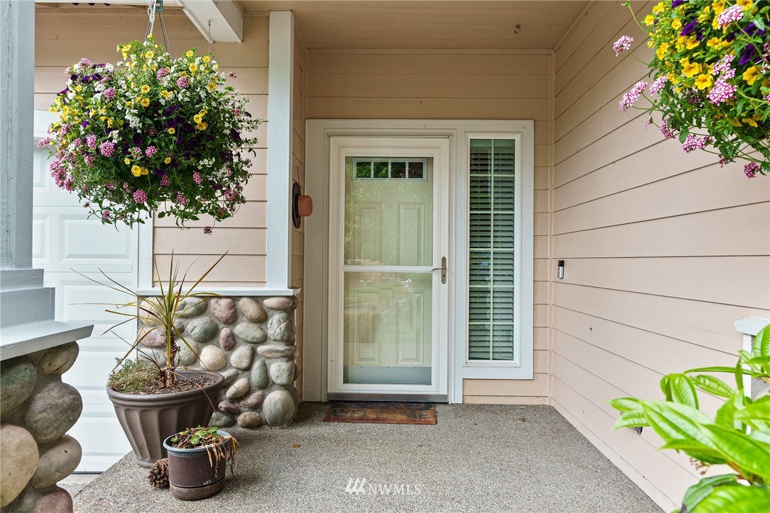7153 Radius Loop Southeast Lacey, WA 98513 - Photo 2 of 31 Gallery Image 2