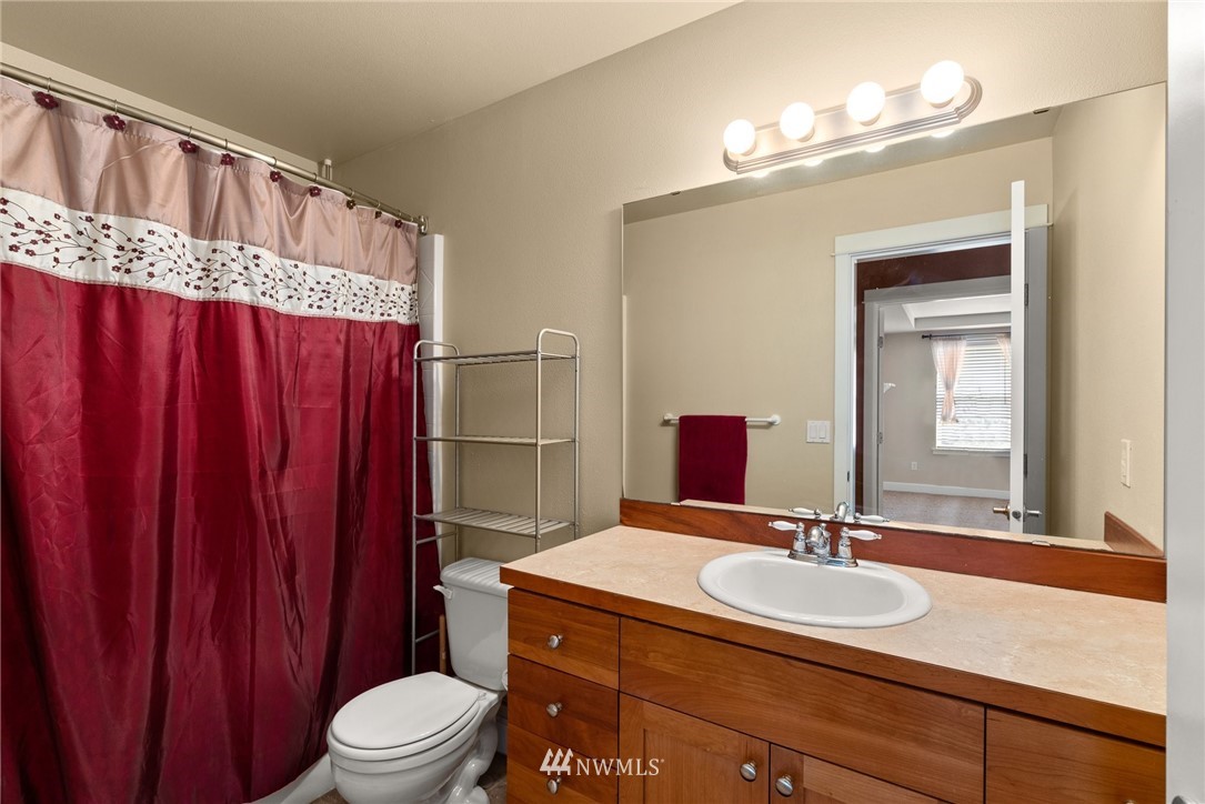 7153 Radius Loop Southeast Lacey, WA 98513 - Photo 13 of 31 Gallery Image 13