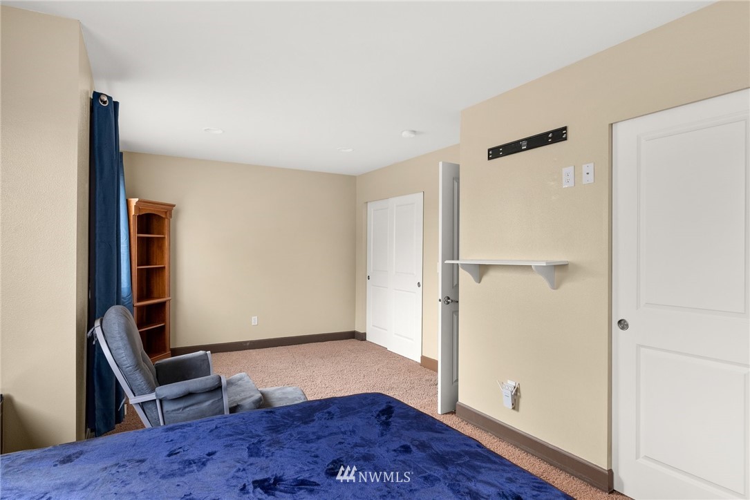 7153 Radius Loop Southeast Lacey, WA 98513 - Photo 20 of 31 Gallery Image 20