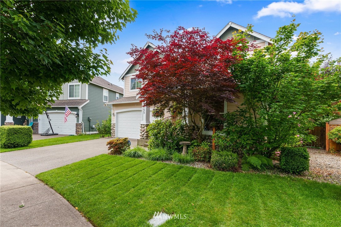 7153 Radius Loop Southeast Lacey, WA 98513 - Photo 3 of 31 Gallery Image 3