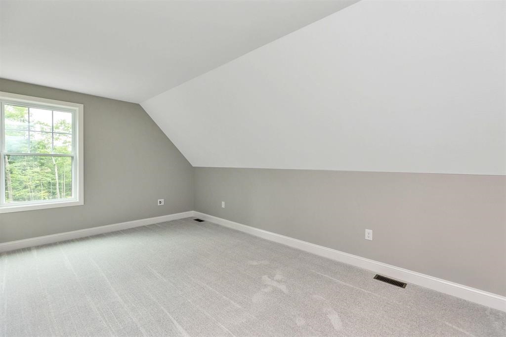 10 Phyllis Avenue Raymond, NH 03077 - Photo 12 of 17