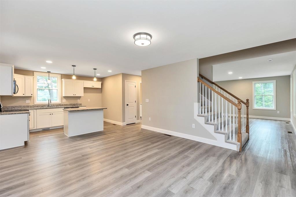 10 Phyllis Avenue Raymond, NH 03077 - Photo 6 of 17