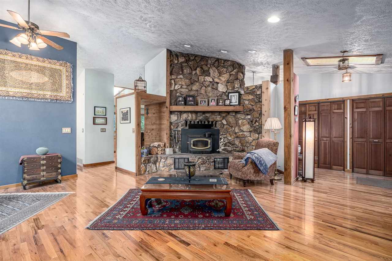 4606 East Silver Pine Road Colbert, WA 99005 - Photo 4 of 25