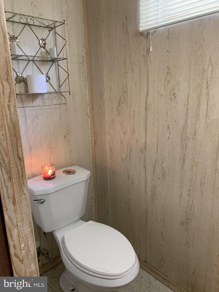 123 Beechwood Road Brookhaven, PA 19015 - Photo 15 of 15 Lower level Powder Room