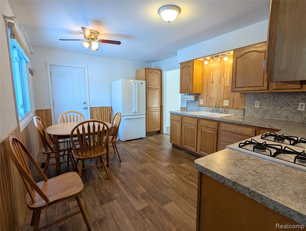 947 Beech Street Bad Axe, MI 48413 - Photo 15 of 41