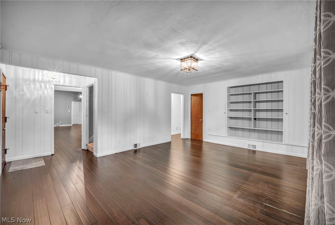 10906 Fitzwater Road Brecksville, OH 44141 - Photo 12 of 45