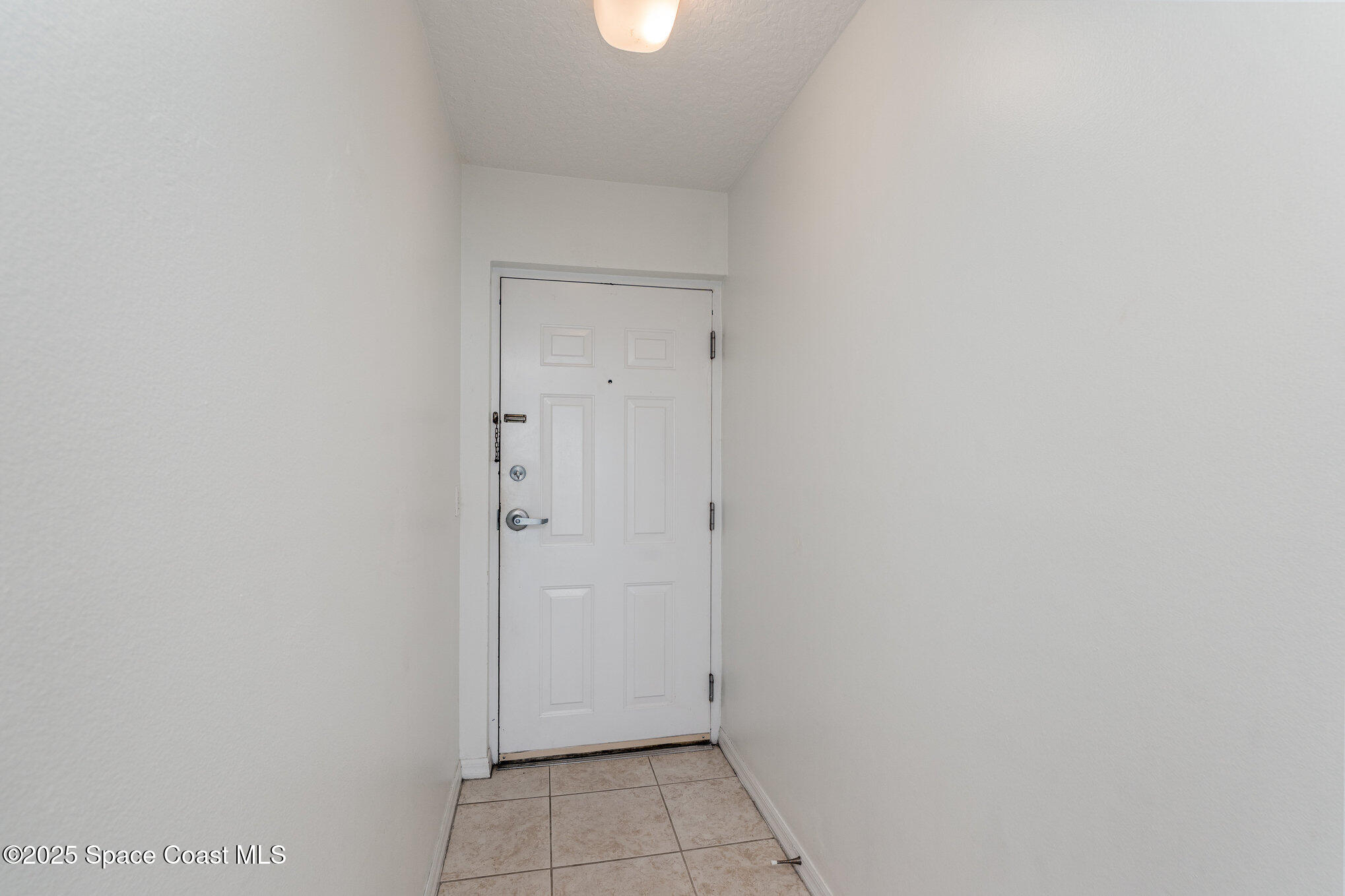 1575 North Hwy A1A, Unit 613 Indialantic, FL 32903 - Photo 5 of 23 a view of room