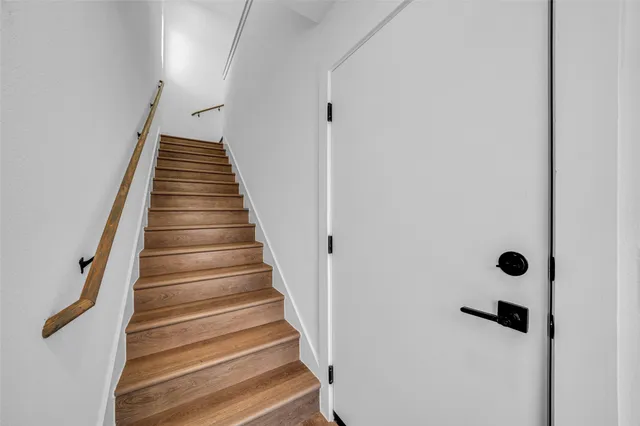 a view of a walk in closet