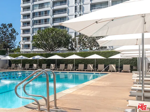 $4,805 | 2700 Neilson Way, Unit 1526, Santa Monica, CA 90405