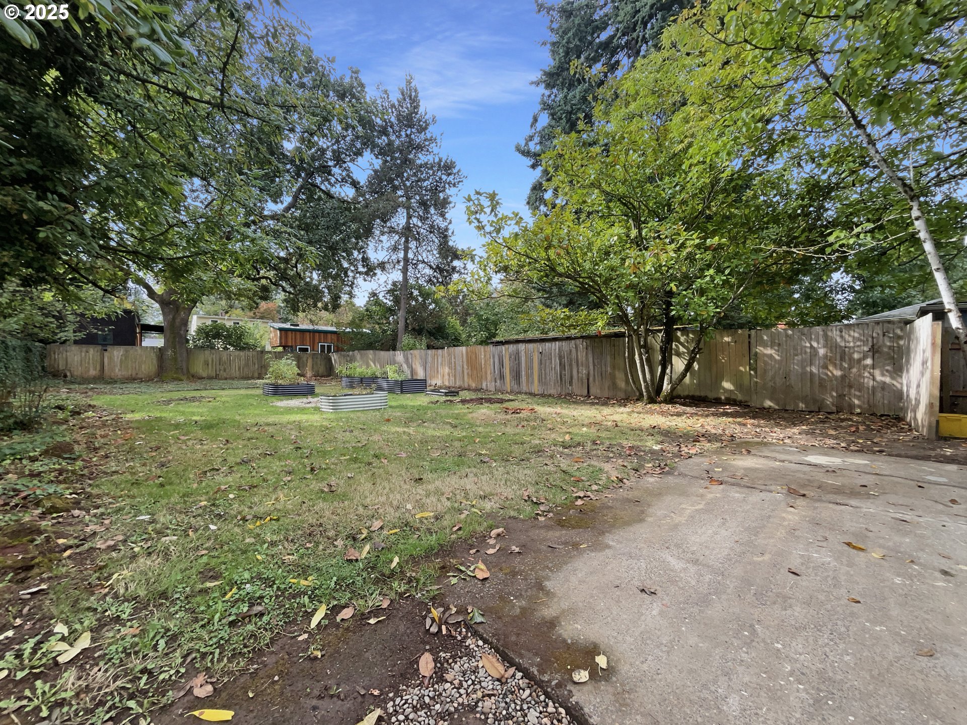 5906 Northeast Sumner Street Portland, OR 97218 - Photo 16 of 18