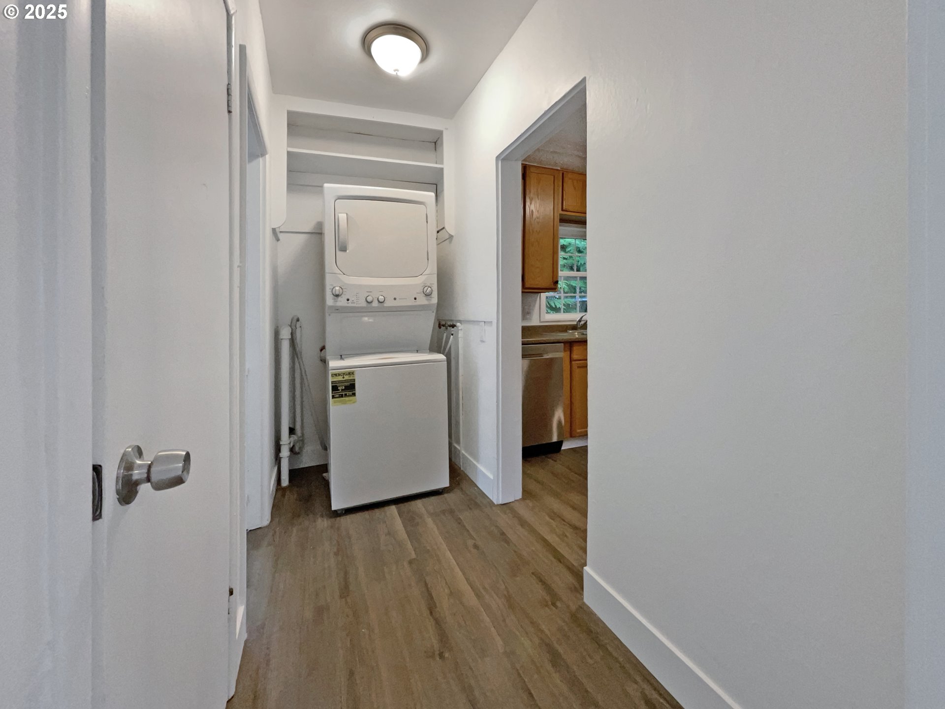 5906 Northeast Sumner Street Portland, OR 97218 - Photo 8 of 18