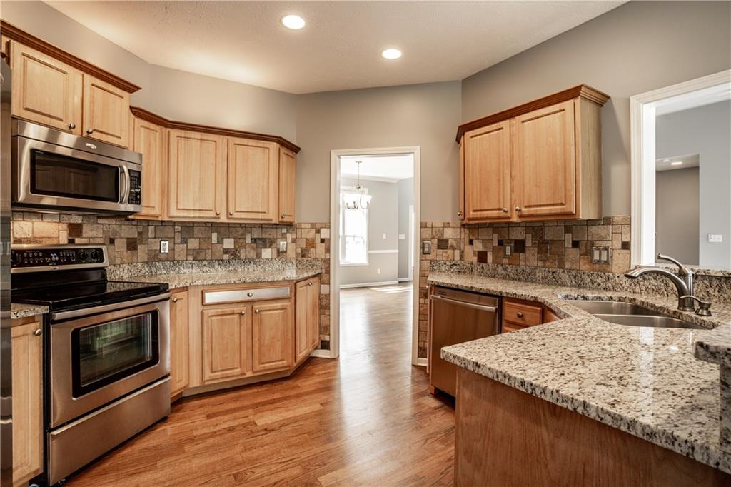 3398 Foster Ridge Lane Carmel, IN 46033 - Photo 15 of 31 Gallery Image 15
