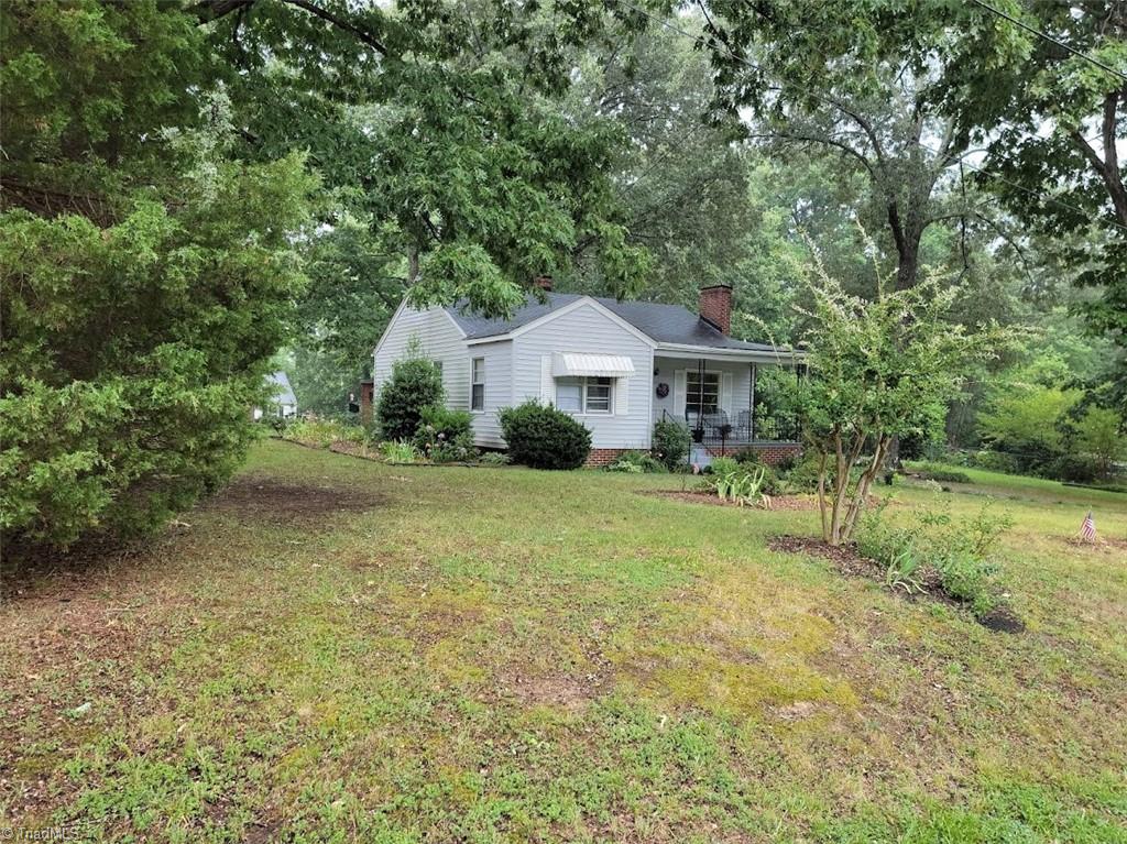 414 Peace Street High Point, NC 27262 - Photo 1 of 7 Gallery Image 1