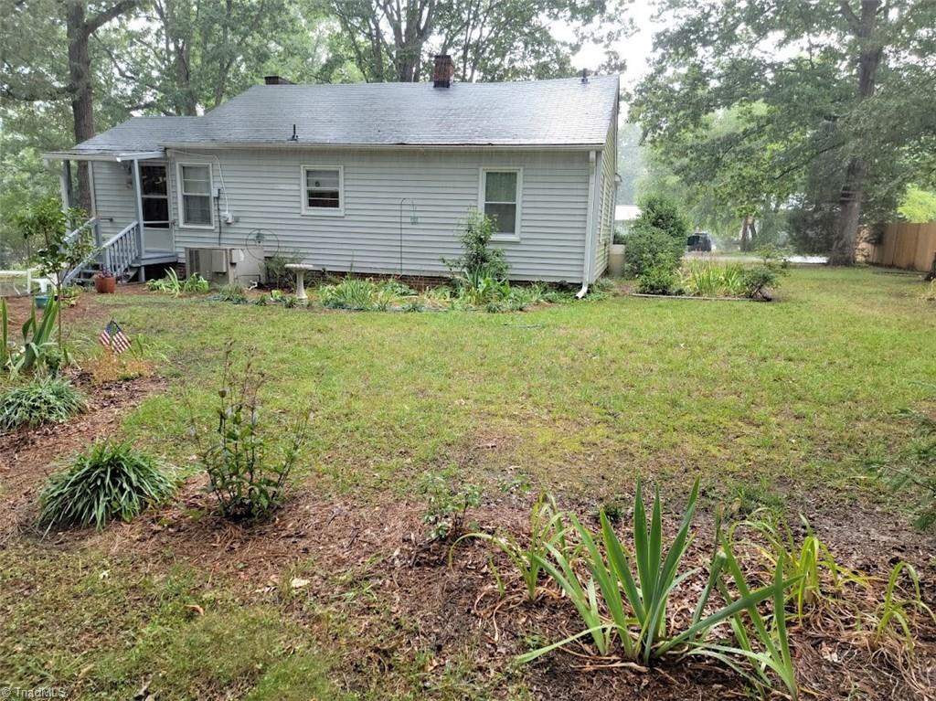 414 Peace Street High Point, NC 27262 - Photo 5 of 7 Gallery Image 5