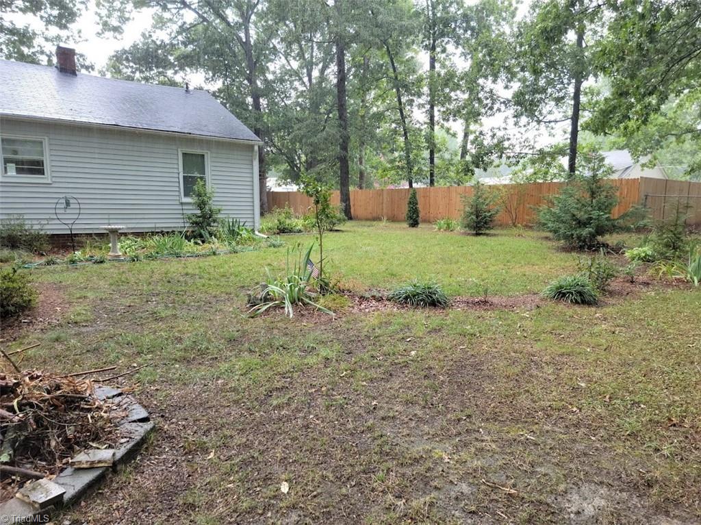 414 Peace Street High Point, NC 27262 - Photo 6 of 7 Gallery Image 6