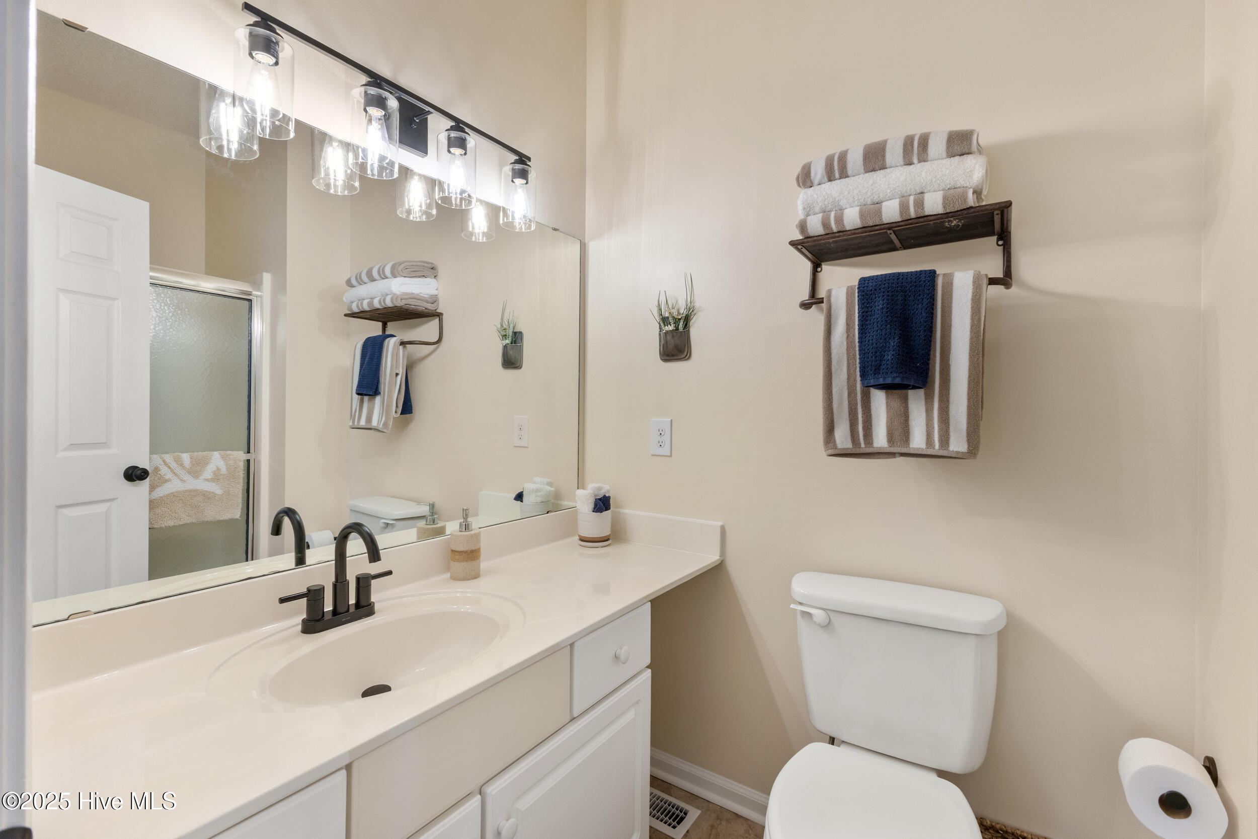 405 27th Street, Unit B Sunset Beach, NC 28468 - Photo 17 of 25 hall bath