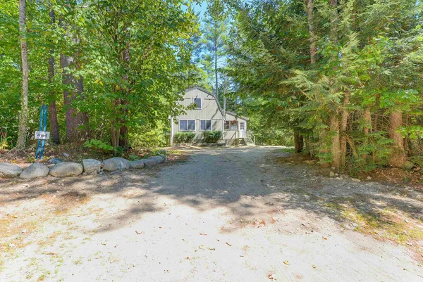 $475,000 | 464 Town Hall Road, Bartlett, NH 03845