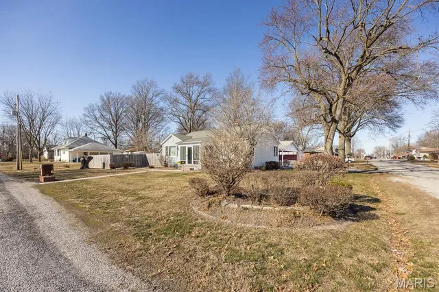 $235,000 | 808 East Birch Street, New Baden, IL 62265