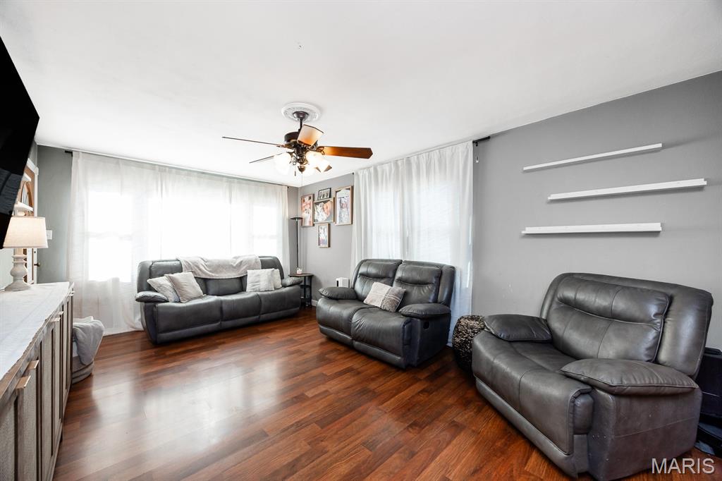 808 East Birch Street New Baden, IL 62265 - Photo 7 of 25