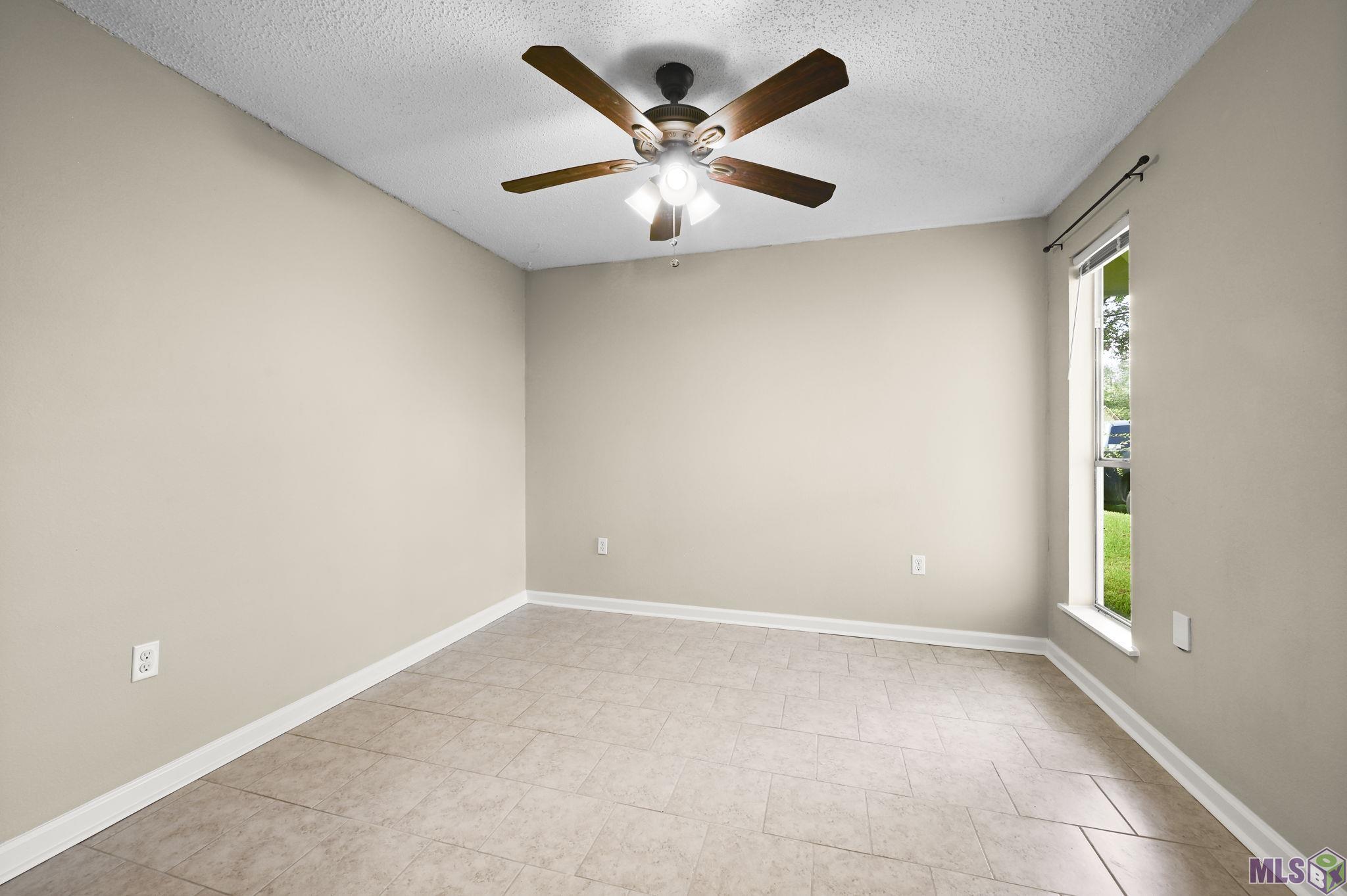 12526 Beldart Court Baton Rouge, LA 70816 - Photo 14 of 28