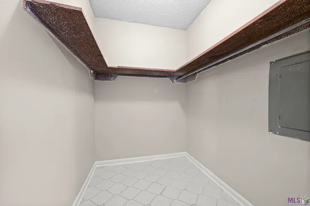 $299,900 | 12526 Beldart Court, Baton Rouge, LA 70816