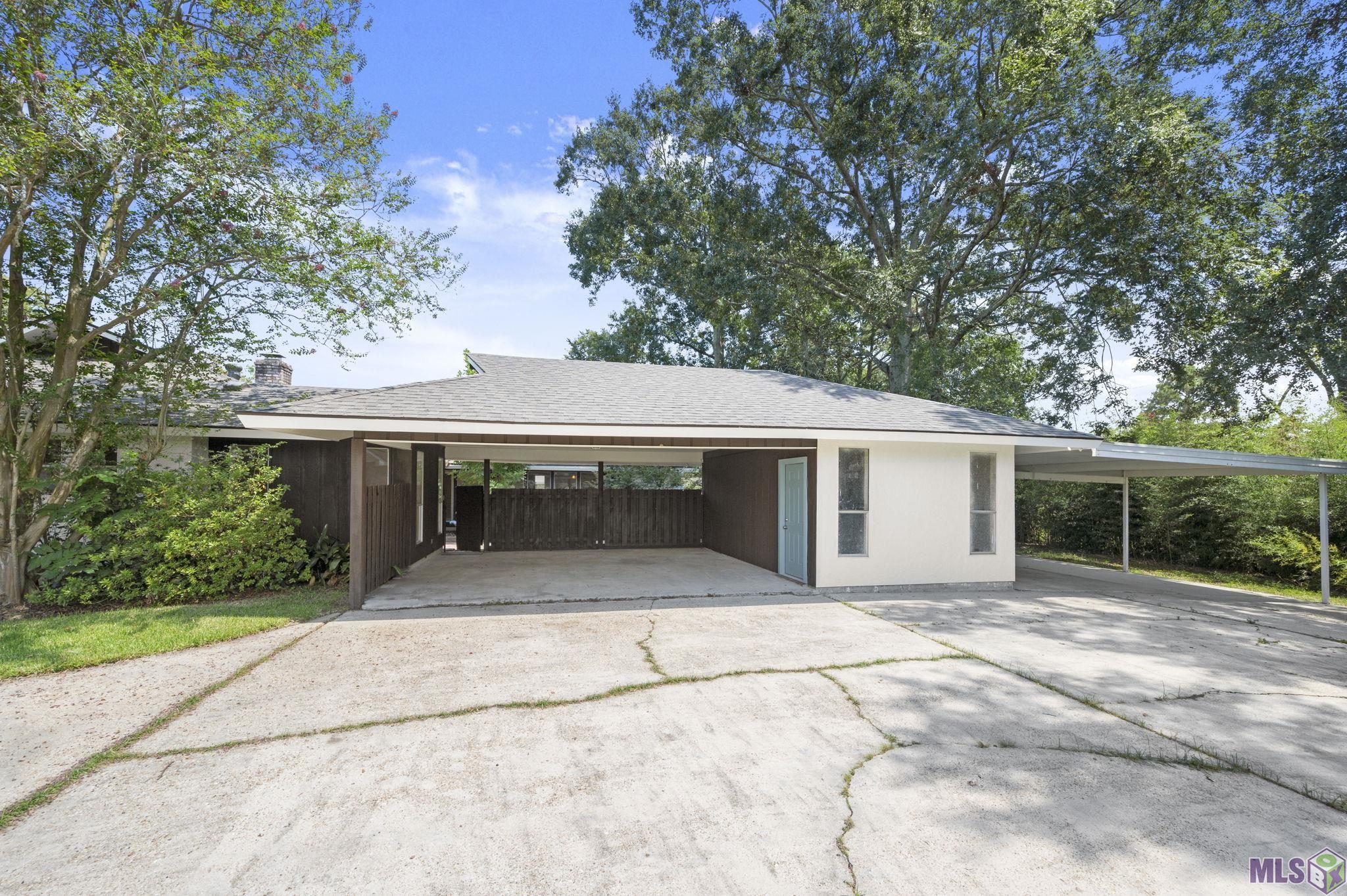 12526 Beldart Court Baton Rouge, LA 70816 - Photo 3 of 28