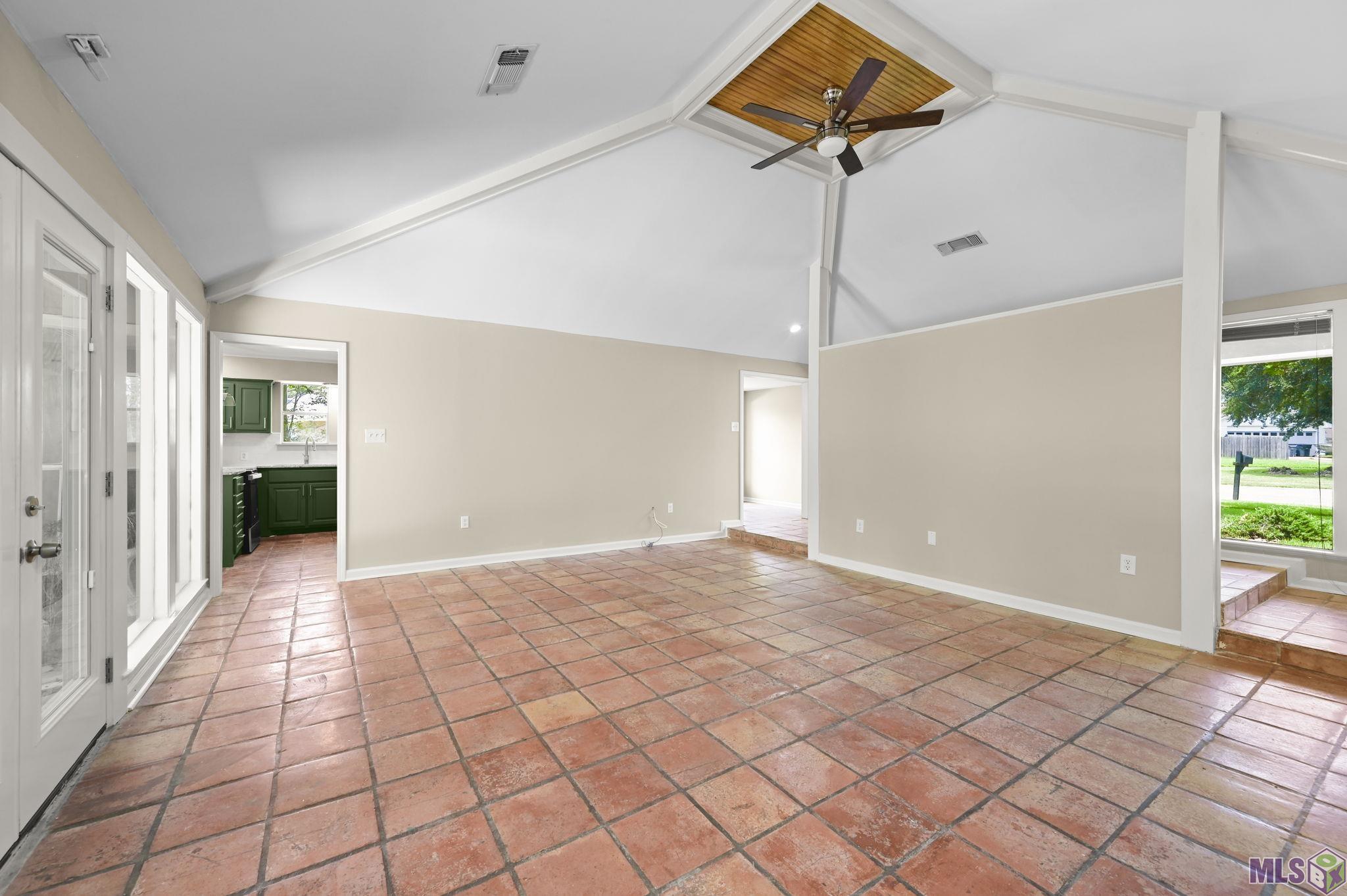 12526 Beldart Court Baton Rouge, LA 70816 - Photo 7 of 28