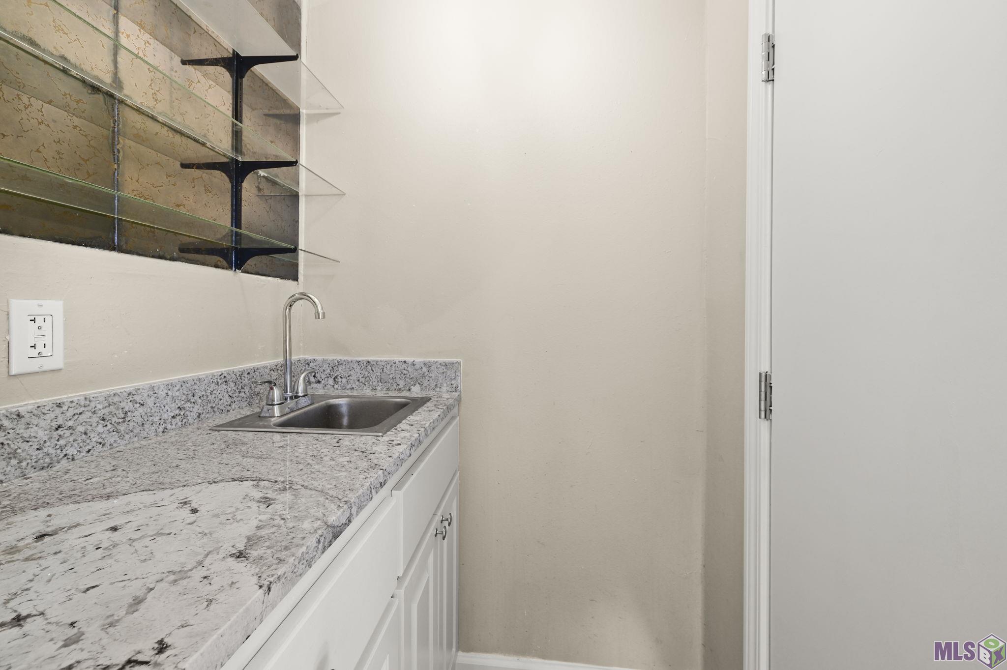 12526 Beldart Court Baton Rouge, LA 70816 - Photo 8 of 28