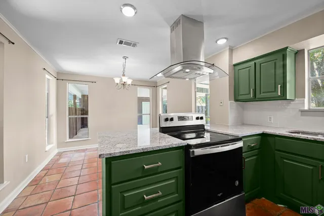 $299,900 | 12526 Beldart Court, Baton Rouge, LA 70816