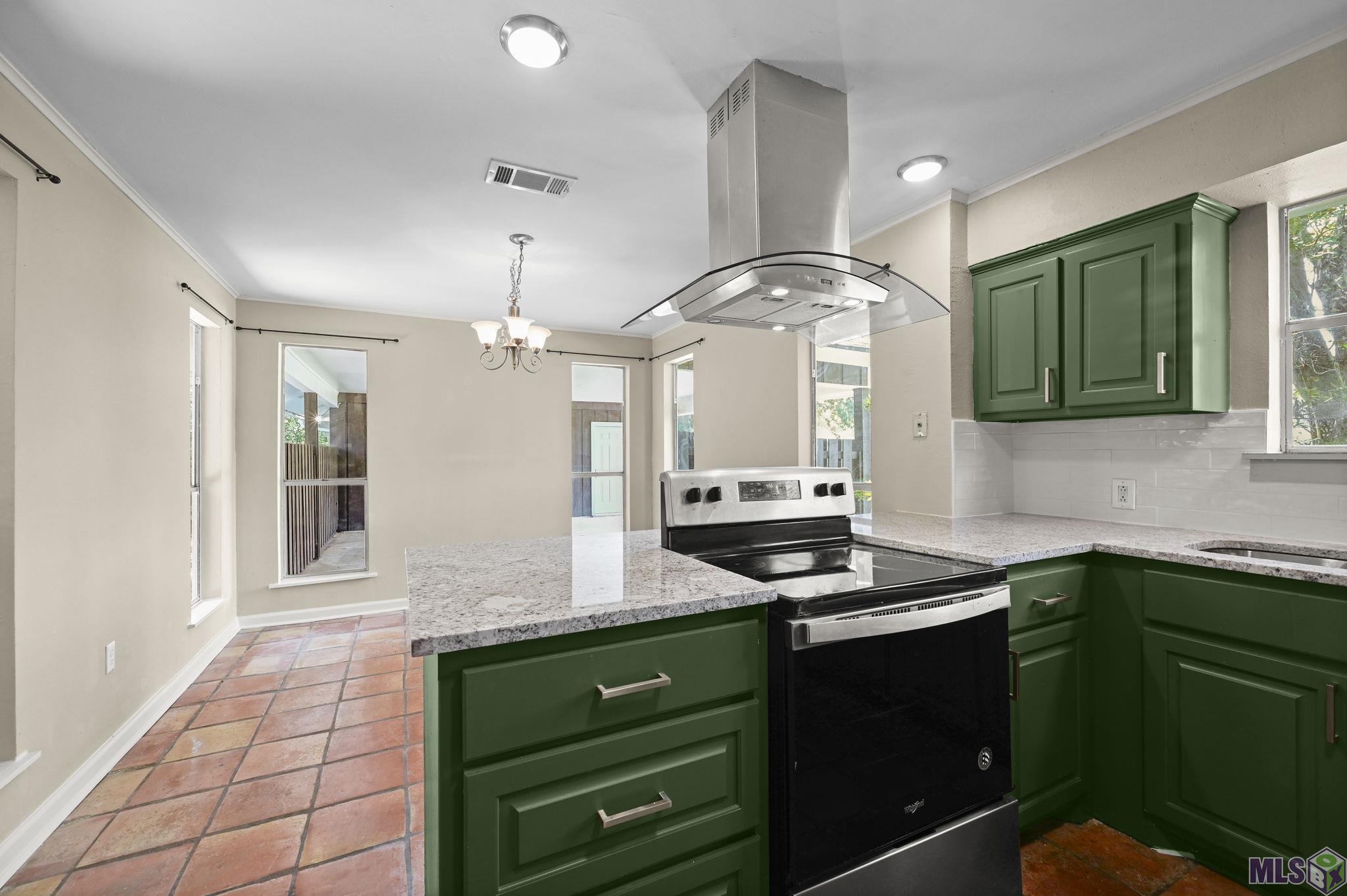 12526 Beldart Court Baton Rouge, LA 70816 - Photo 10 of 28