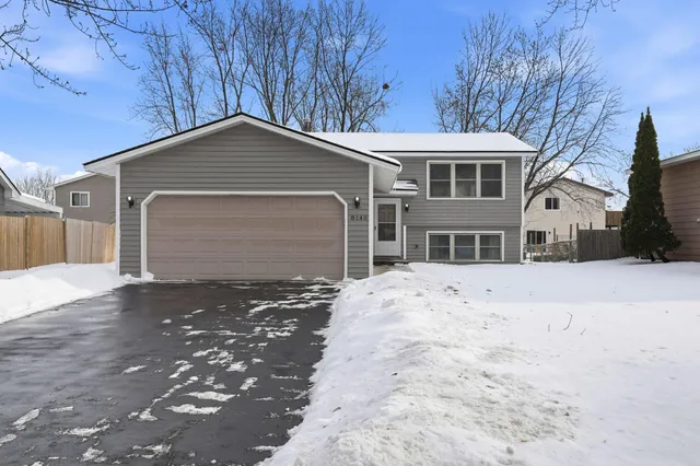 $330,000 | 8140 James Avenue North, Brooklyn Park, MN 55444