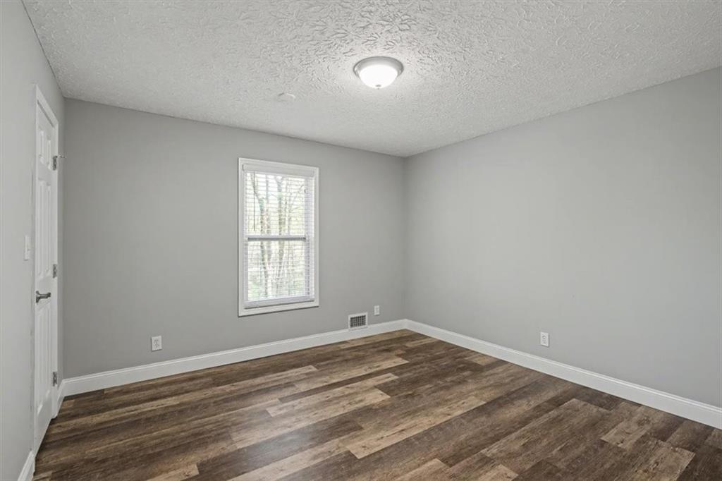 537 Toonigh Road Woodstock, GA 30188 - Photo 33 of 53