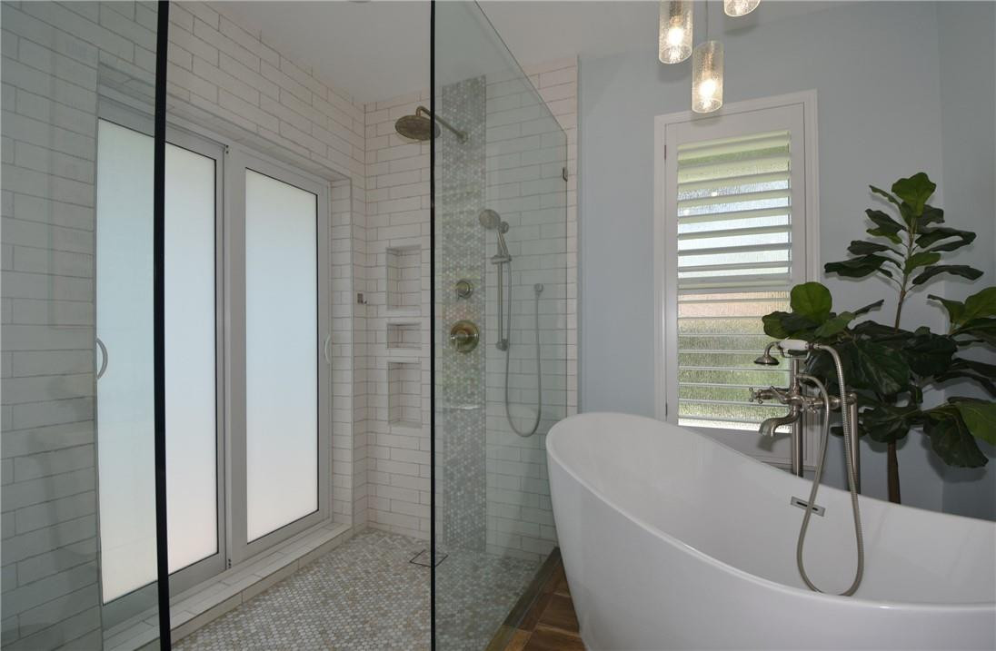 1521 Southwest 17th Street Boca Raton, FL 33486 - Photo 11 of 59 Master bath