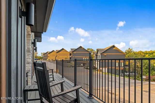 $1,949,900 | 309 Rambling Crk Way, Unit LOT123R, Sevierville, TN 37862