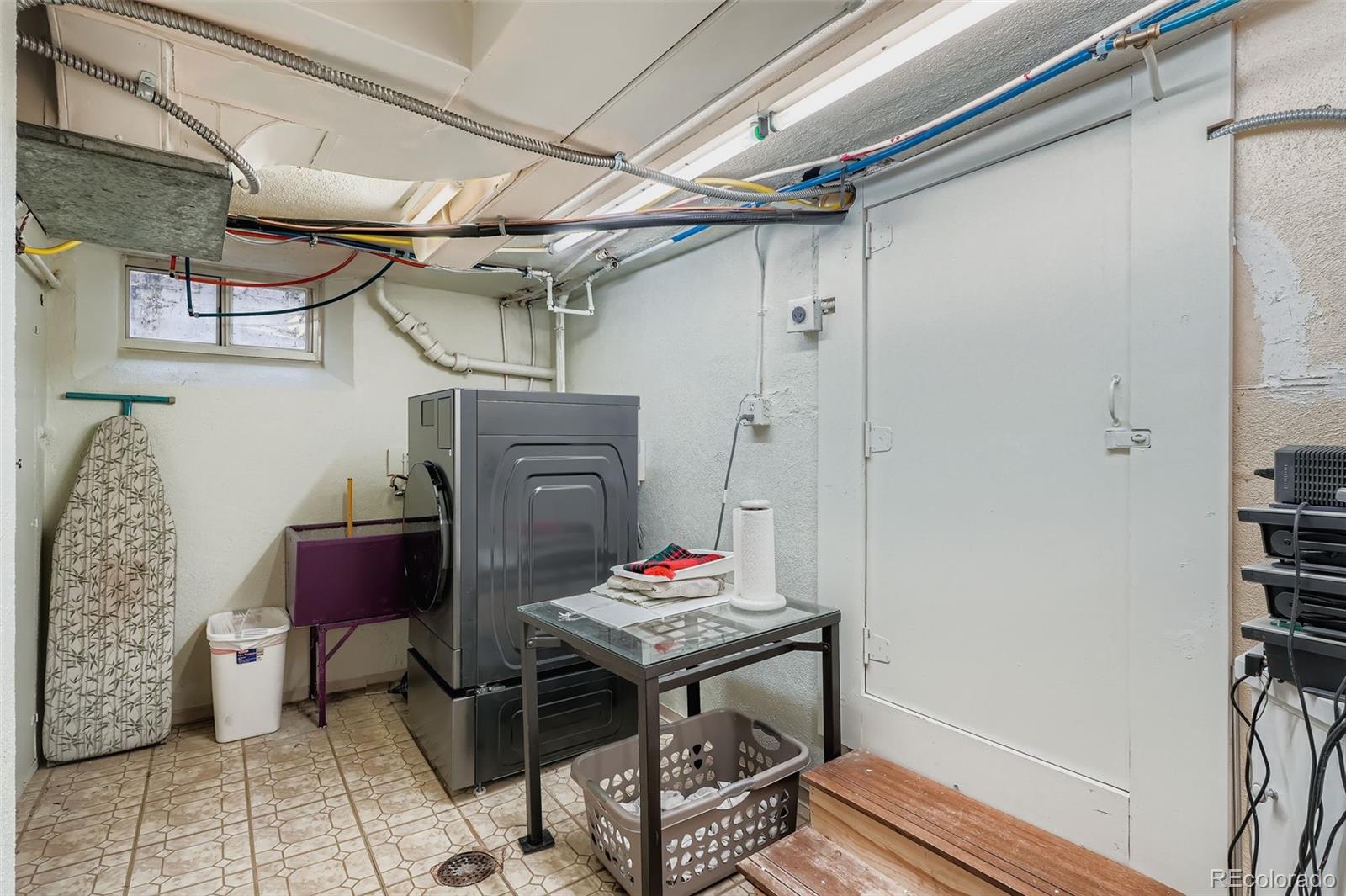 2520 North Locust Street Denver, CO 80207 - Photo 25 of 39 a outdoor space with chairs