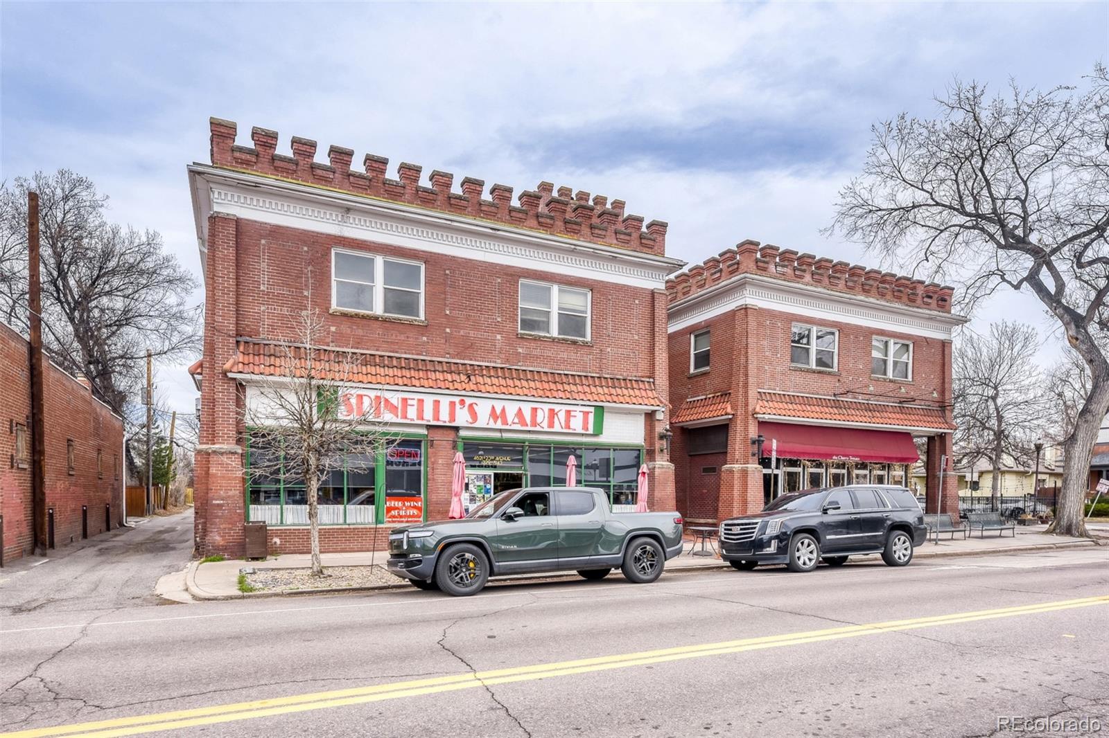 2520 North Locust Street Denver, CO 80207 - Photo 34 of 39 a car parked in front of a building