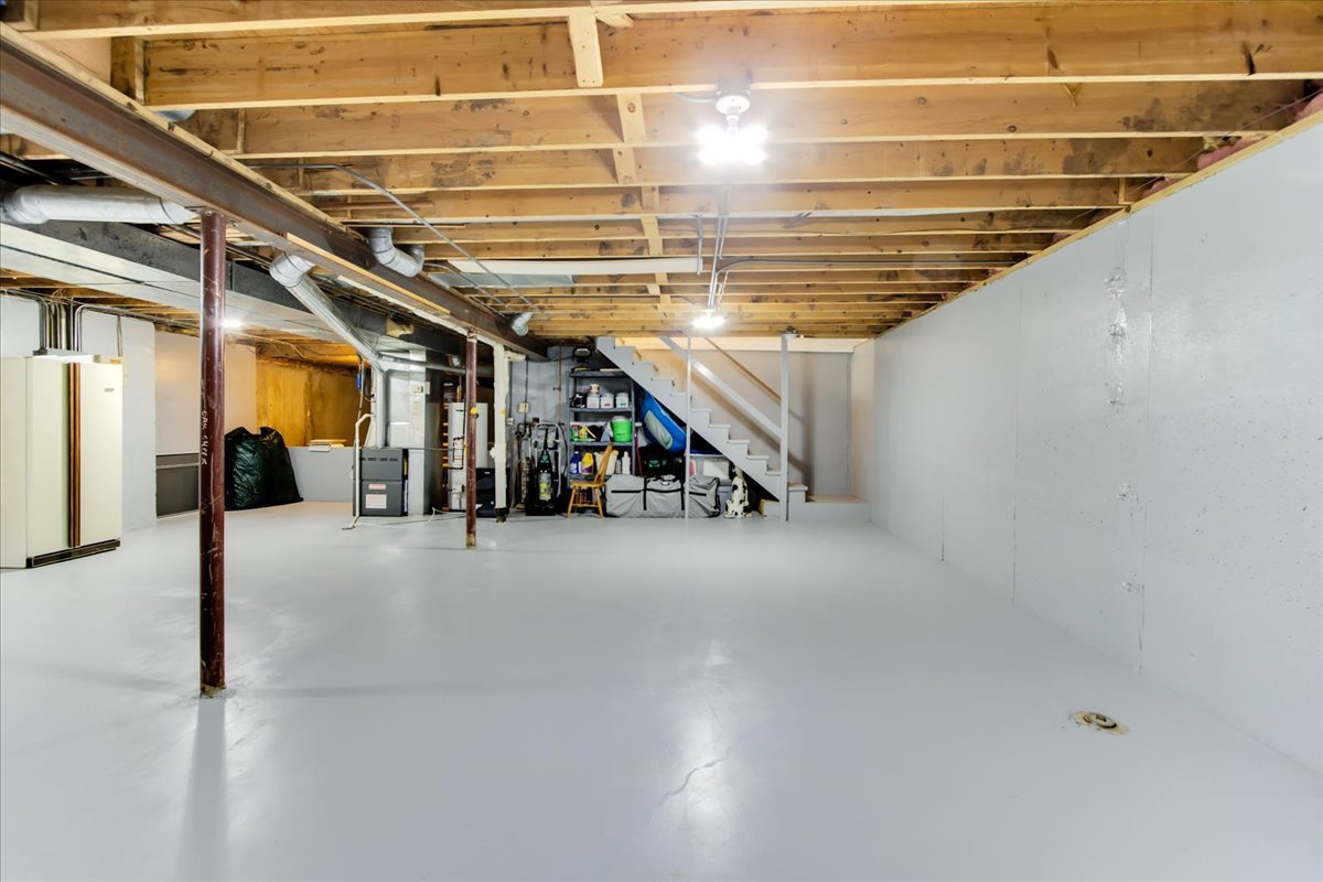 76 Red Fox Run Montgomery, IL 60538 - Photo 26 of 28 a view of storage and utility room
