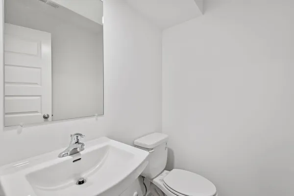 $249,990 | 535 Cressmoor Boulevard, Hobart, IN 46342