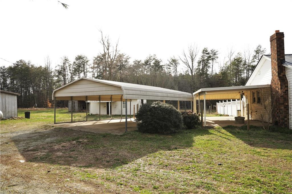 488 Baynes Road Burlington, NC 27217 - Photo 4 of 21 Gallery Image 4