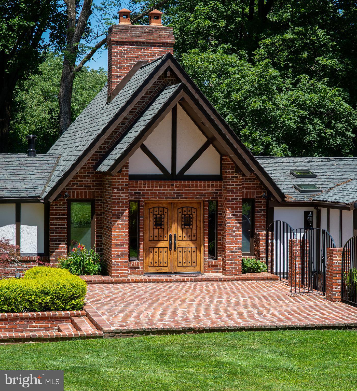 1351 Valley Road Villanova, PA 19085 - Photo 4 of 37 Exterior