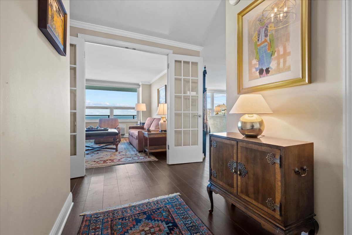 1630 Sheridan Road, Unit 9C Wilmette, IL 60091 - Photo 2 of 31