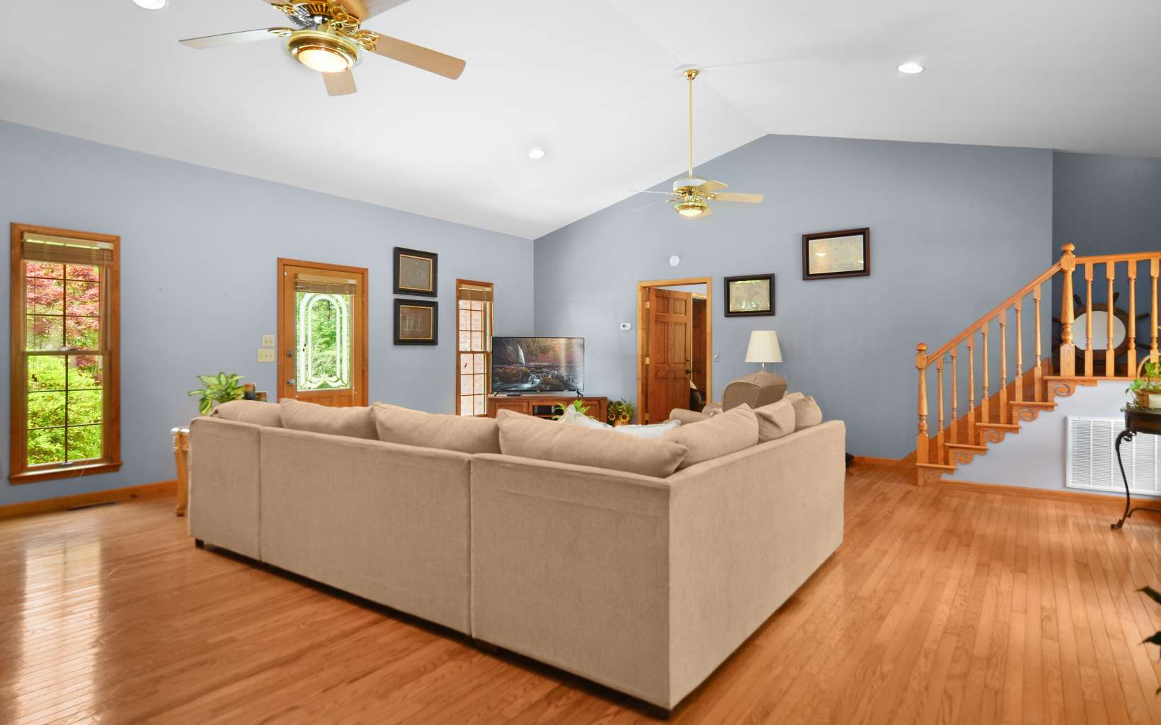 2850 Appalachian Highway Blue Ridge, GA 30513 - Photo 9 of 30 a living room with furniture and a wooden floor